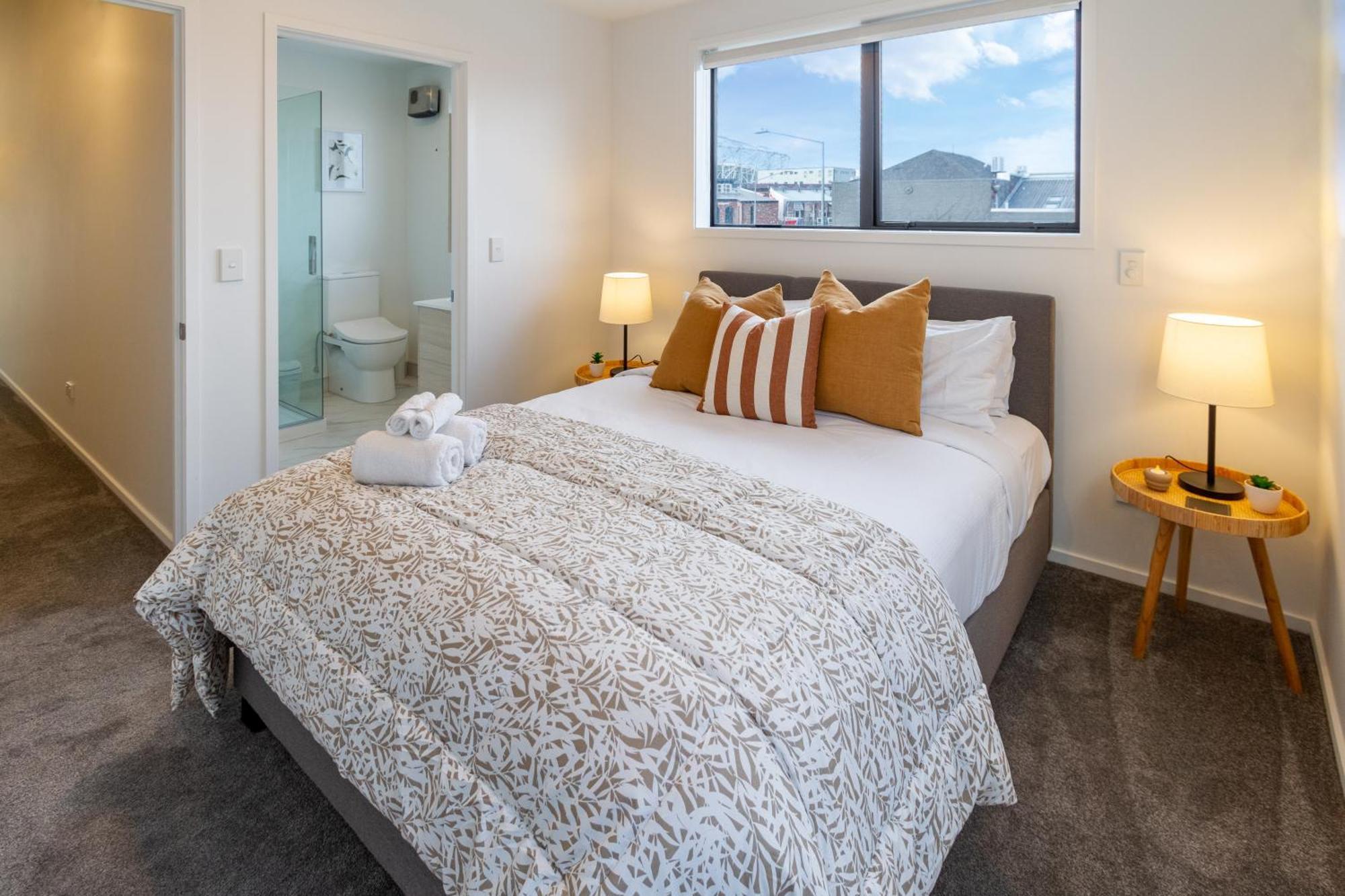 Stylish Central City Townhouse Next To Little High Christchurch Bagian luar foto